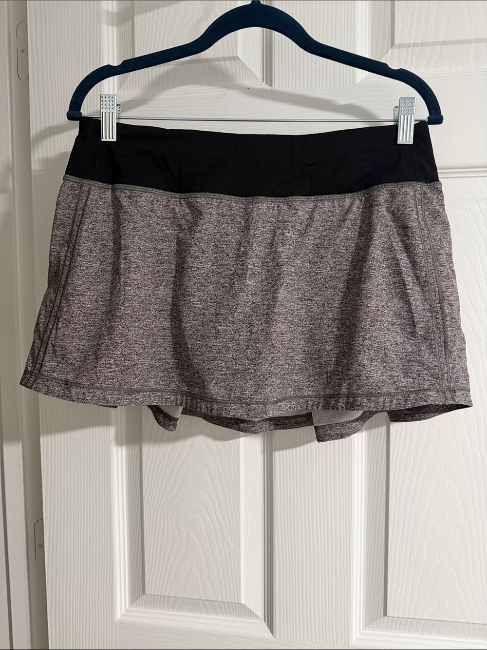 Lululemon Skort in Heathered Gray with Black Waistband